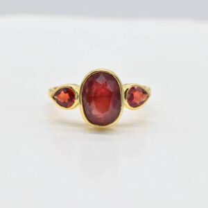 NATURAL OVAL RUBY RING
